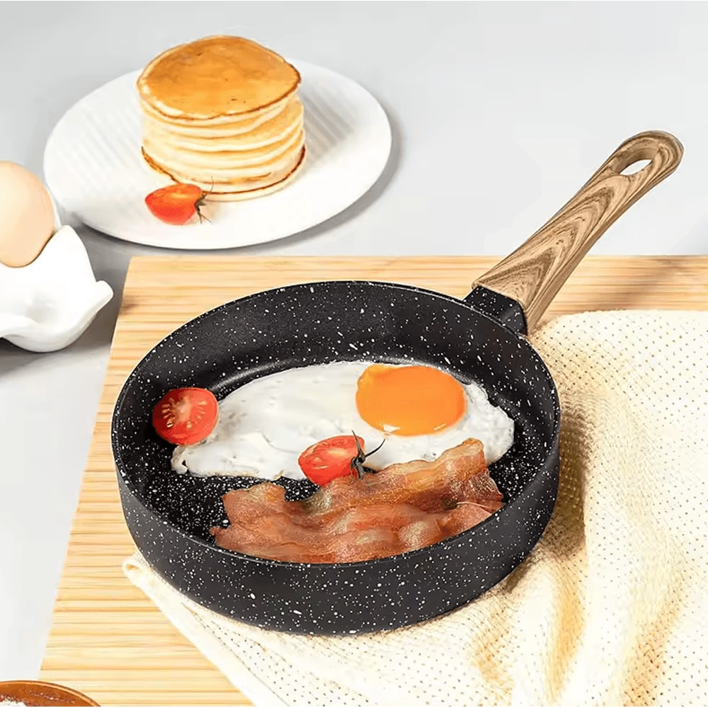 Nonstick Egg Frying Pan 6Inch Mini Omelette Skillet With Wood Handle 1