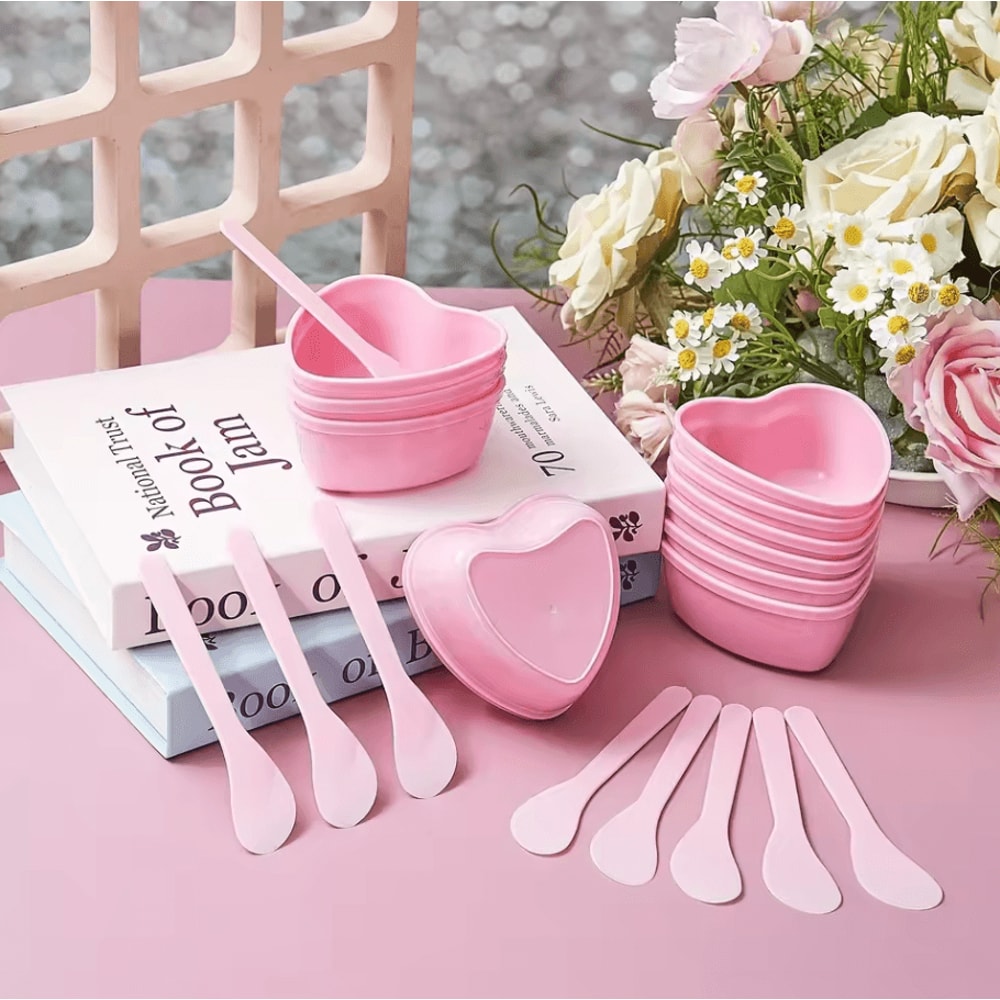 6Piece Pink Heart Shaped Facial Mask Mixing Bowl Set DIY Skincare Tool With Scraper 0