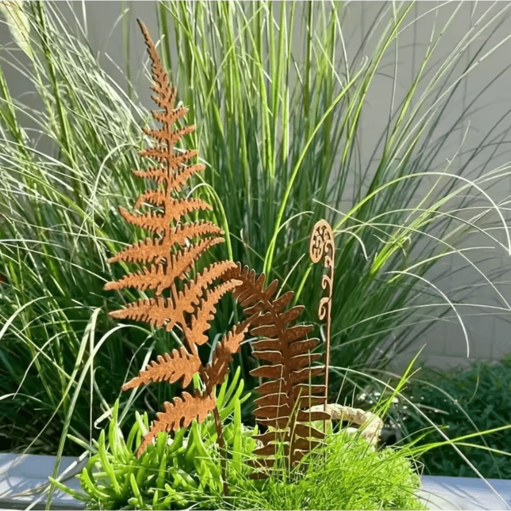 3Pcs Rusty Fern Leaves Garden Stakes Metal Garden Art Decor Outdoor Plant Stake Bouquet For Yard 2
