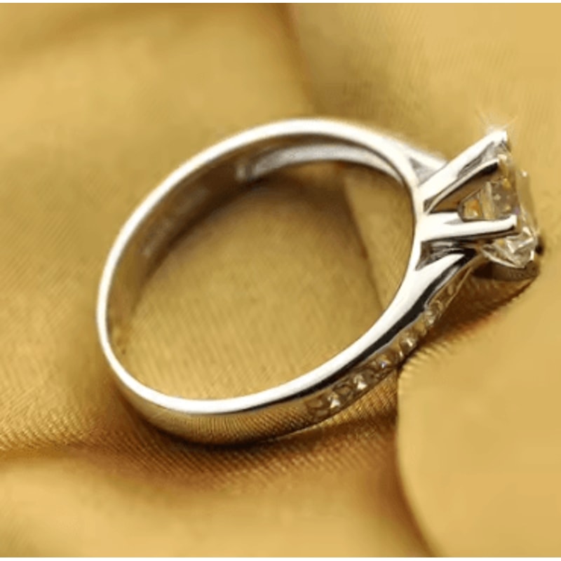 Luxury 925 Sterling Silver Ring Classic SixClaw Diamond Imitation Jewelry Ring For Women 2