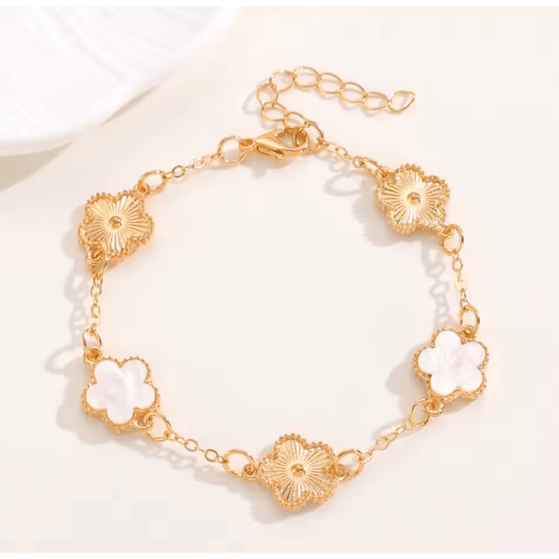 Lucky Clover Jewelry Set FivePetal Flower Bracelet Necklace And Earrings Stylish Accessories For W 4