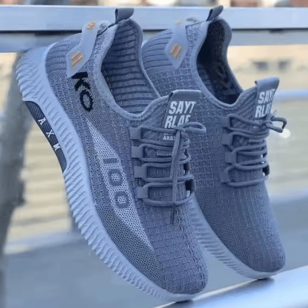 Soft Soled Breathable Shoes For Men Casual LowTop Sneakers For Spring And Autumn 4