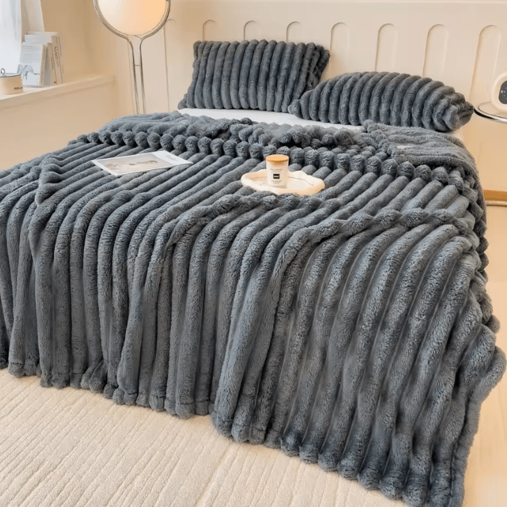 Multifunctional Thickened Blanket Solid Color Wide Striped Blanket For Bed Nap And Pets 3