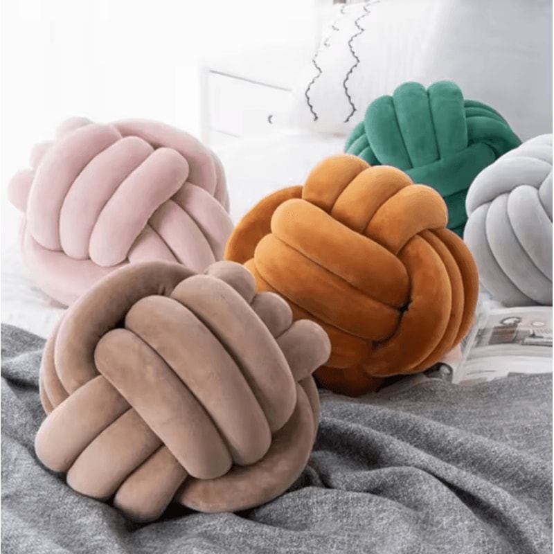 KnotAura 9x9Inch Round Knot Throw Pillow Aesthetic Plush Decorative Cushion For Sofa Home 1