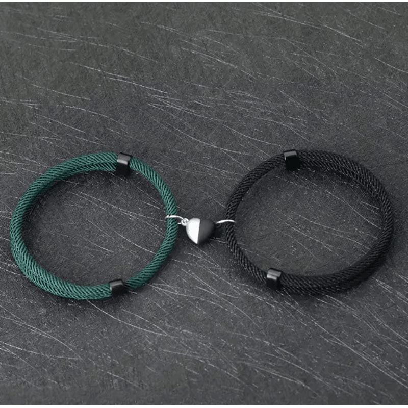 HeartLink Magnetic Couple Bracelets Set Adjustable Matching Macrame Heart Bracelets For Him Her 4
