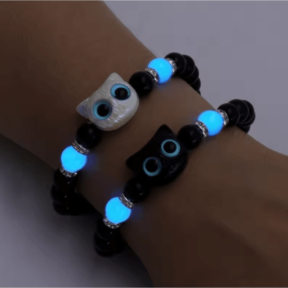 GlowCat Big Eye Luminous Necklace Trendy Black Cat Pendant Cartoon Jewelry Gift For Women 2