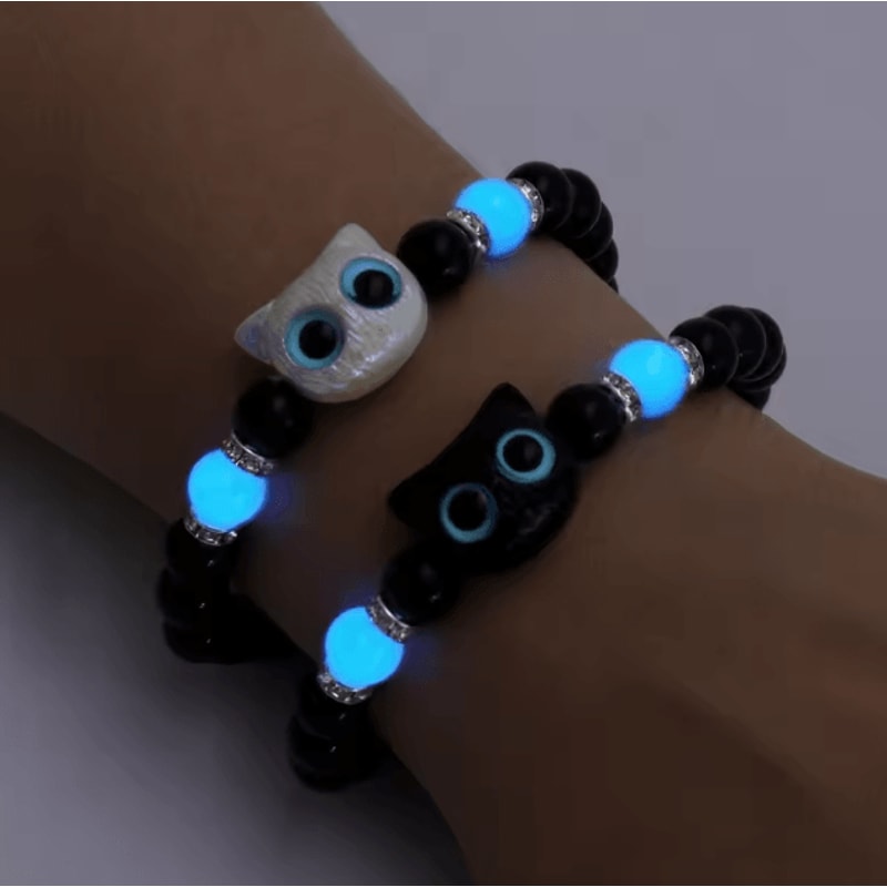 GlowCat Big Eye Luminous Necklace Trendy Black Cat Pendant Cartoon Jewelry Gift For Women 2