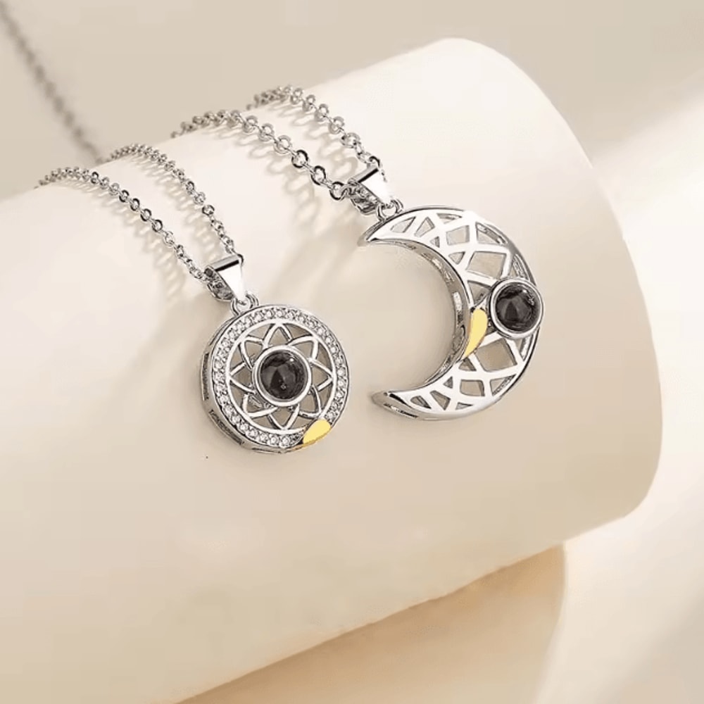 EternalBond 2Piece Magnetic Couple Necklace I Love You In 100 Languages Projection Heart Set 1