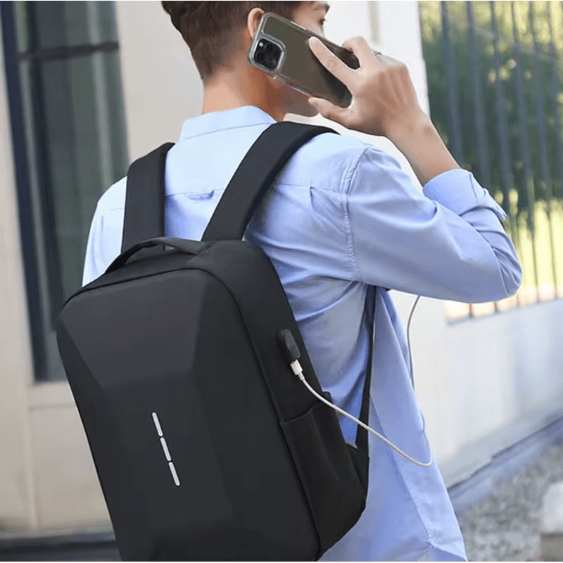 SecurePort 17Inch Portable Casual Laptop Backpack Large Capacity Waterproof Daypack With USB Charg 2