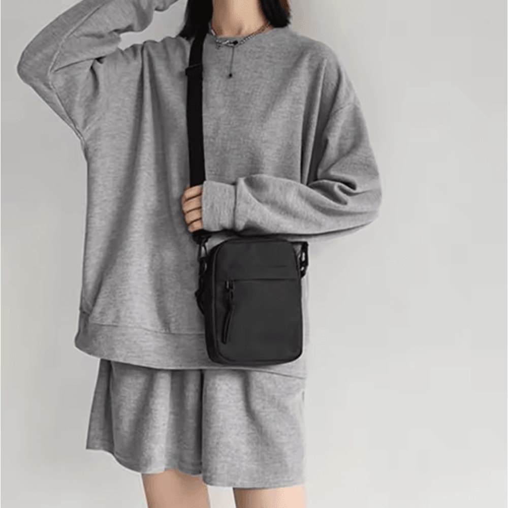 Unisex Crossbody Single Shoulder Bag Lightweight Mobile Phone Small Bag 2