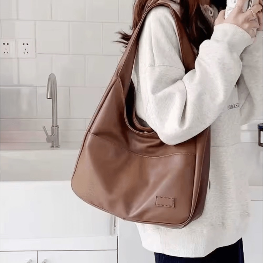 Large Black Leather Tote Bag For Women Fashionable Versatile Shoulder Handbag 5