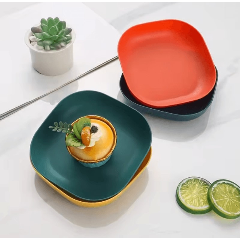 4Piece Reusable Plastic Dessert Plates Durable Square Picnic Plates Microwave Dishwasher Safe 2