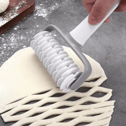 smooth lattice dough roller cutter – multi-use pastry & cookie dough cutter tool