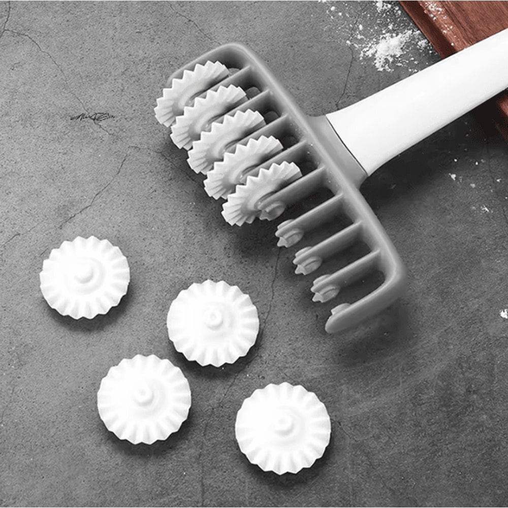 Smooth Lattice Dough Roller Cutter MultiUse Pastry Cookie Dough Cutter Tool 3