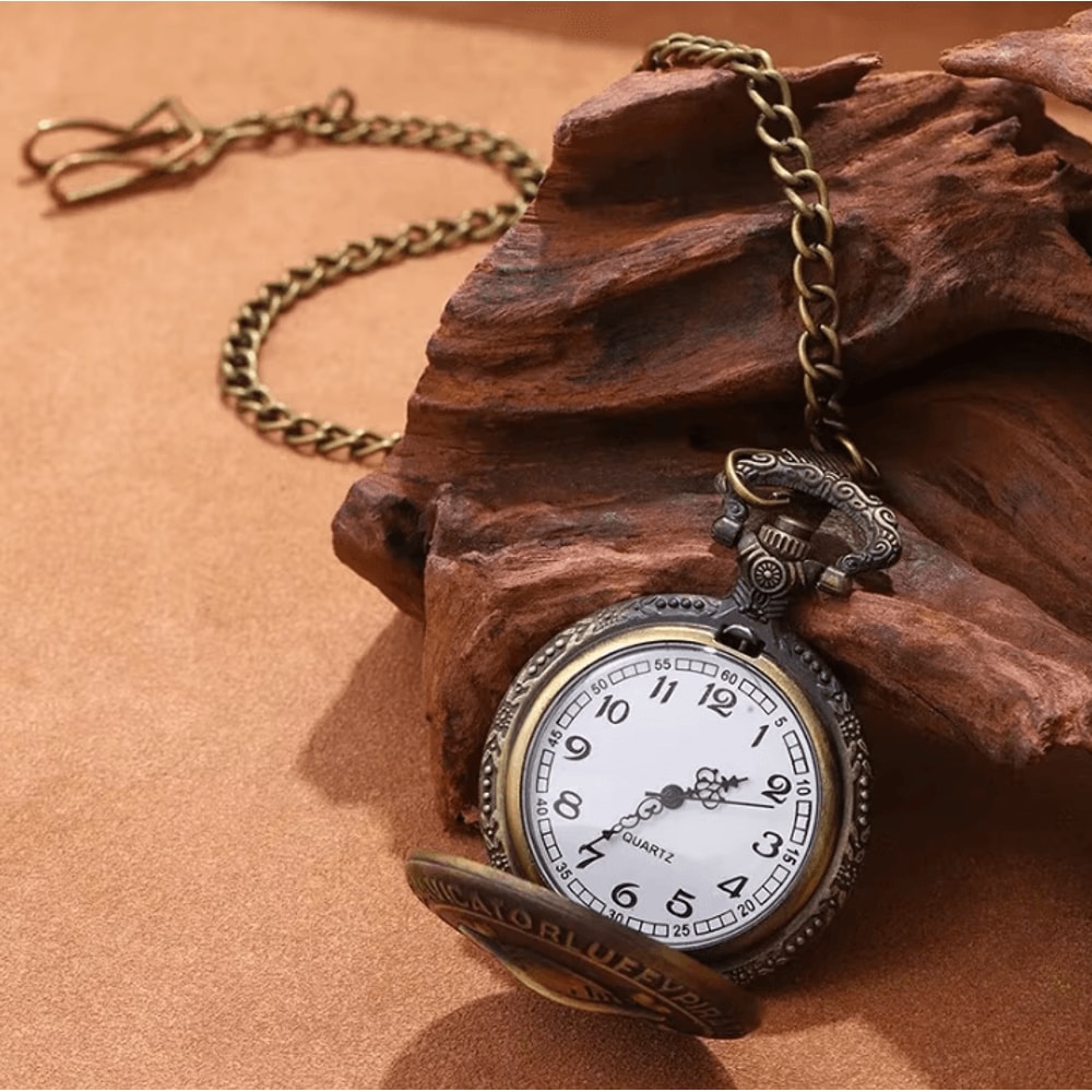 Retro Pirate Pocket Watch Necklace Double Knife Quartz Vintage Pendant Watch For Men 2