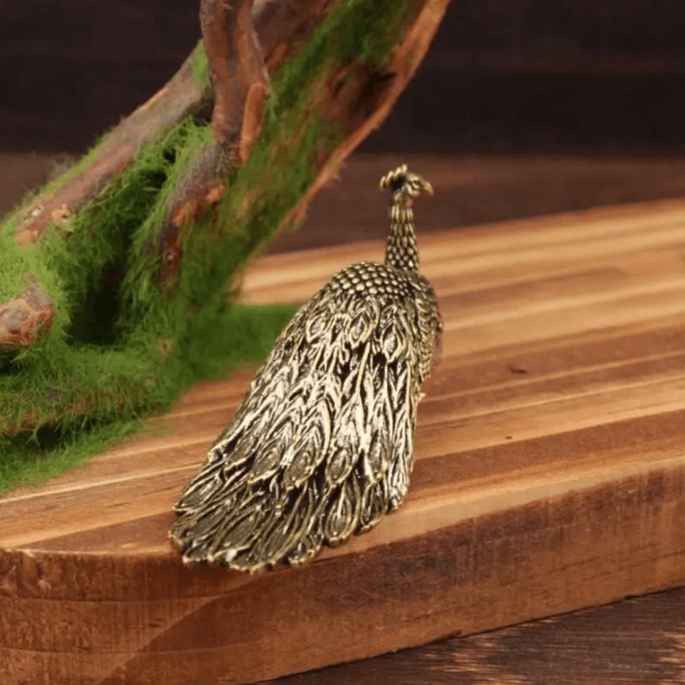 Elegant Brass Peacock Figurine Chinese Handcrafted Mini Ornament For Home Desk Decor 1