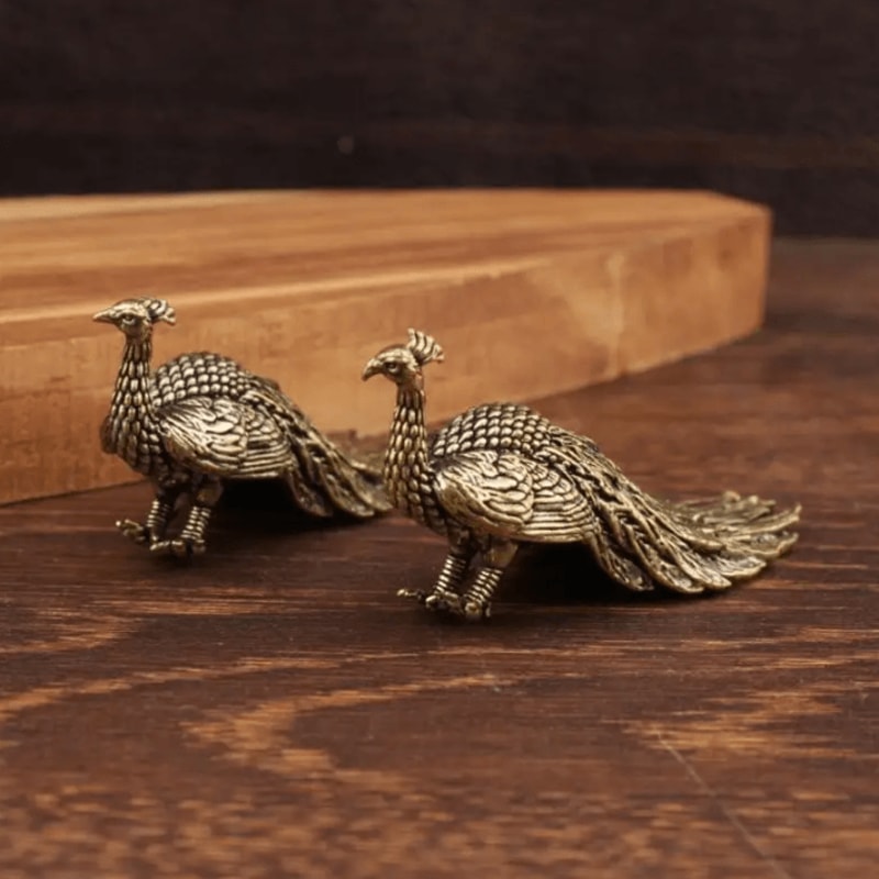 Elegant Brass Peacock Figurine Chinese Handcrafted Mini Ornament For Home Desk Decor 2
