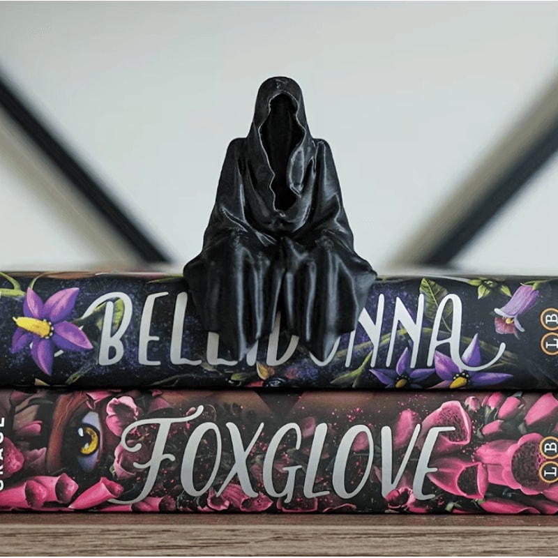 3D Printed Hooded Cloaked Statue Gothic Dark Aesthetic Figurine For Desk Shelf Decor 0