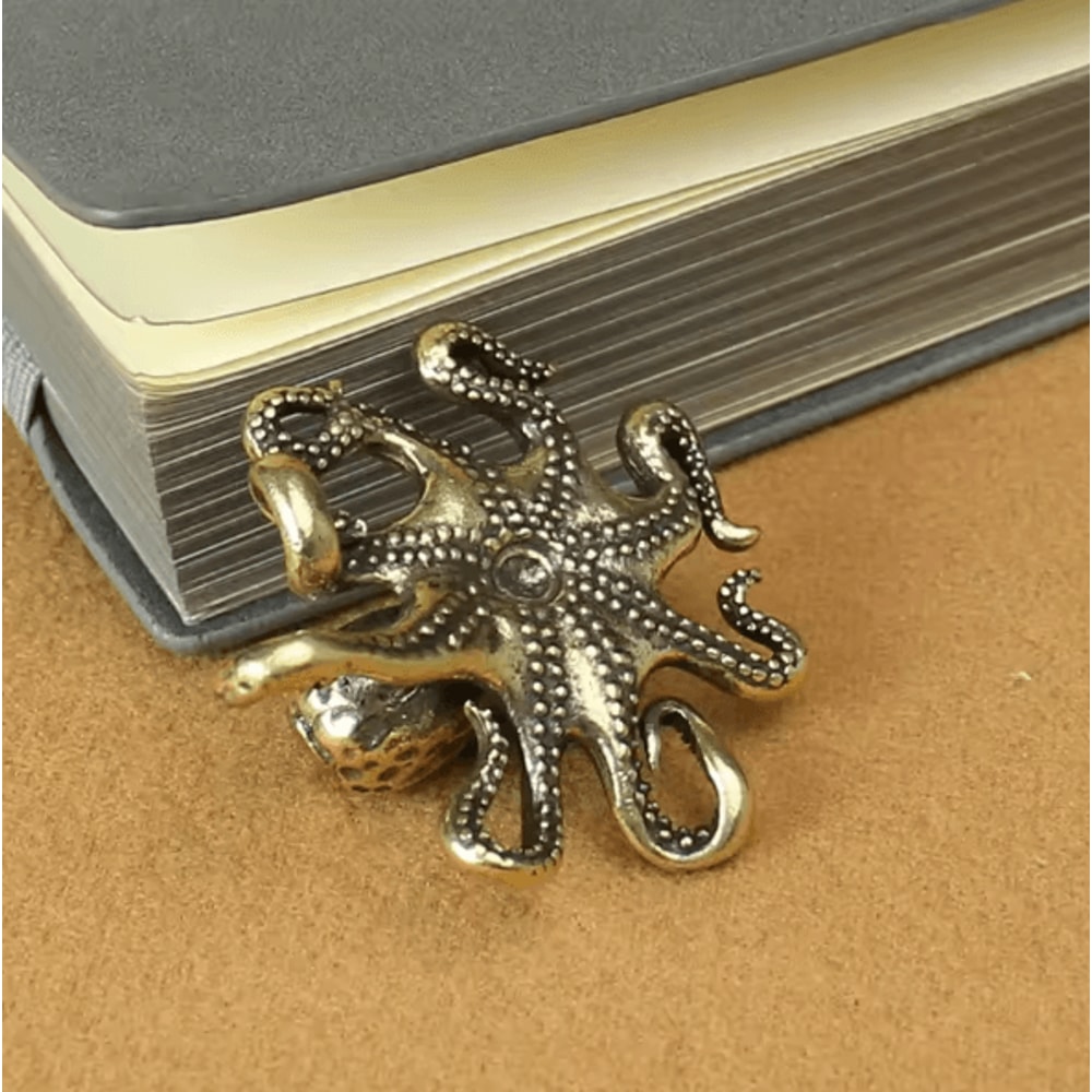 Retro Brass Octopus Figurine Vintage Metal Sea Animal Ornament For Desk Home Decor 2