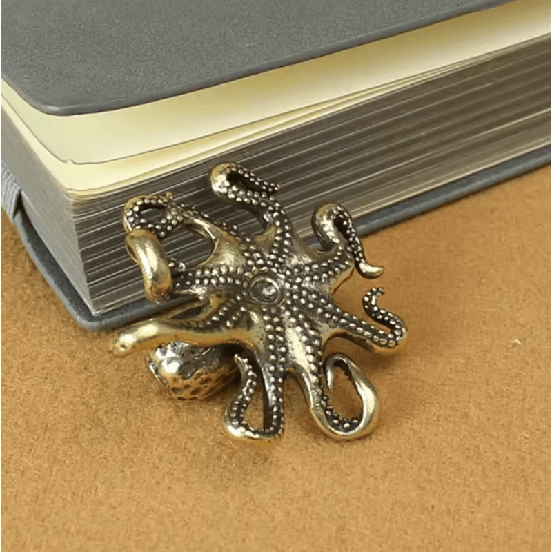 Retro Brass Octopus Figurine Vintage Metal Sea Animal Ornament For Desk Home Decor 2
