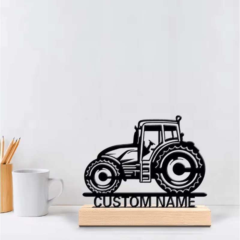 DriveCraft Personalized SUV Metal Art With Wooden Base Desk Decor For Modern Spaces 1