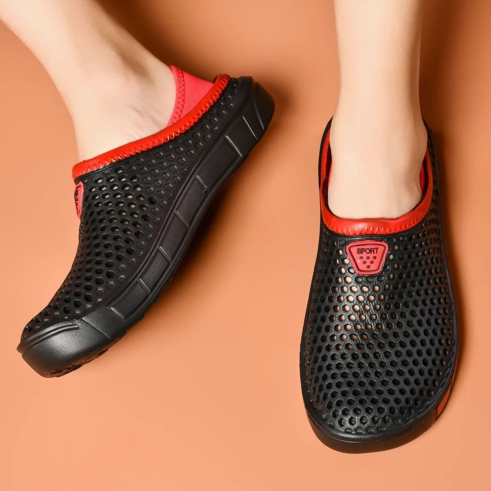 Mens Lightweight Breathable Casual Clogs 1