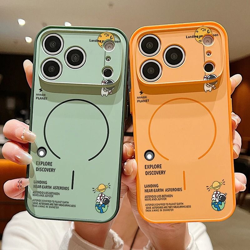 Astronaut Magnetic Phone Case For IPhone 2