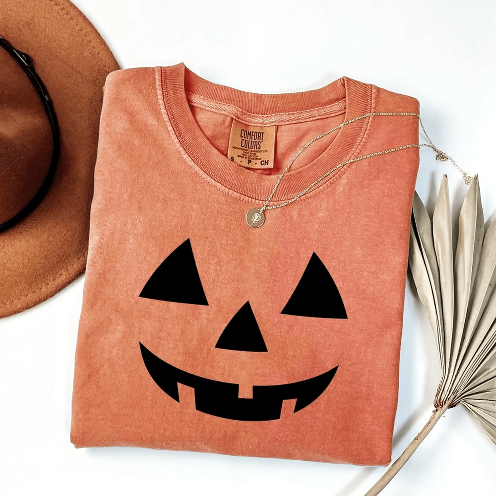 Jack O Lantern Pumpkin Shirt Comfort Colors Tee Spooky Halloween Graphic Shirt Vintage Fall Top 0