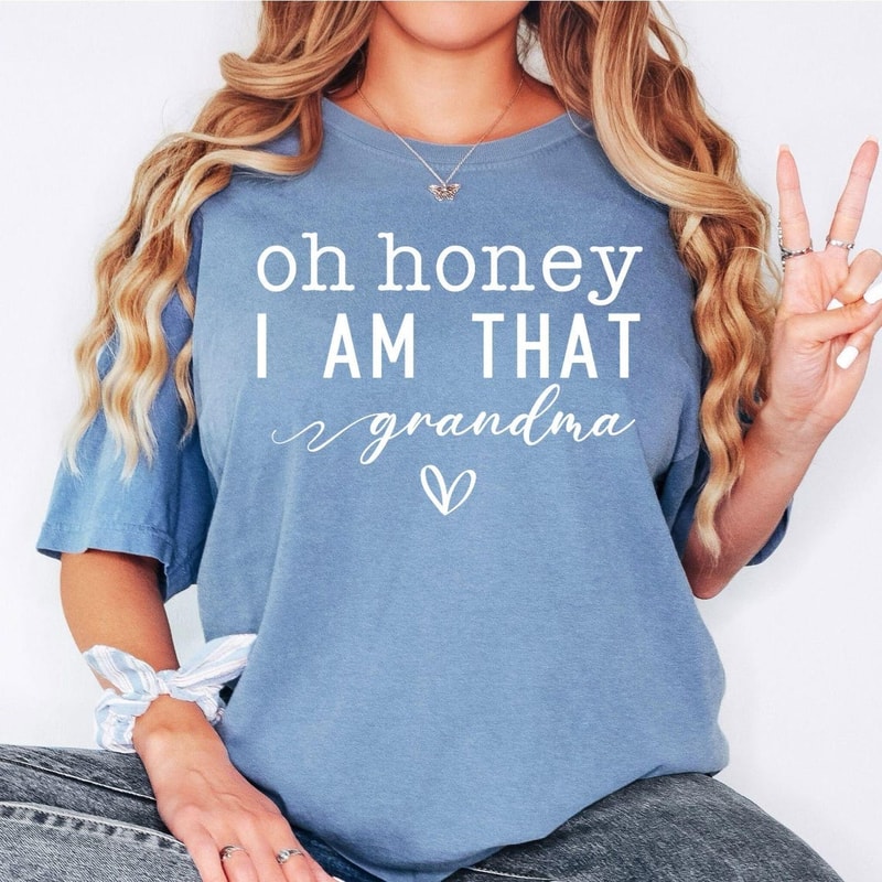 Oh Honey I Am That Mom Shirt Funny Mom Graphic Tee Cute Casual Mom TShirt 2