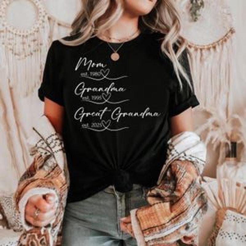 Mom Grandma Great Grandma Shirt Personalized Family Names Graphic Tee Custom Womens TShirt 0
