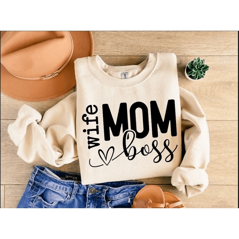 Wife Mom Boss Sweatshirt Trendy Mom Life Crewneck Mothers Day Gift 1
