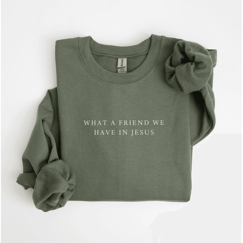 Minimalist Jesus Is King Sweatshirt Christian Faith Crewneck Aesthetic Hoodie 0