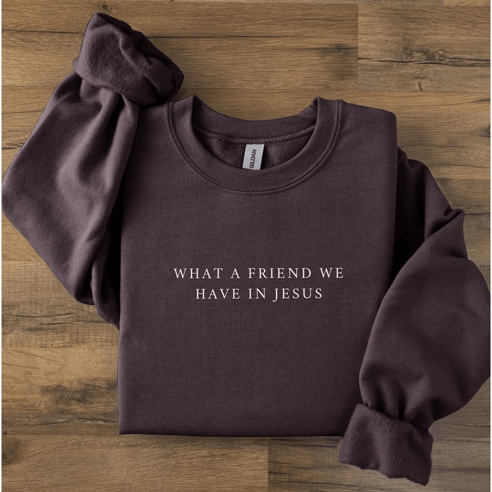 Minimalist Jesus Is King Sweatshirt Christian Faith Crewneck Aesthetic Hoodie 1