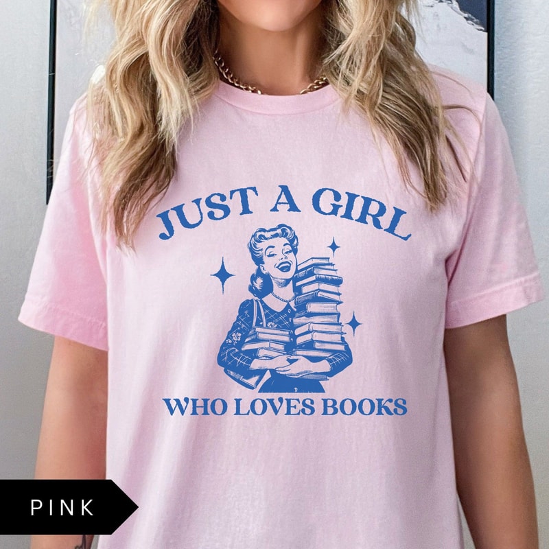 Girl Who Loves Books Shirt Book Lover Retro Tshirt Bookish T Shirt Vintage Shirt Reading Shirt Book 0