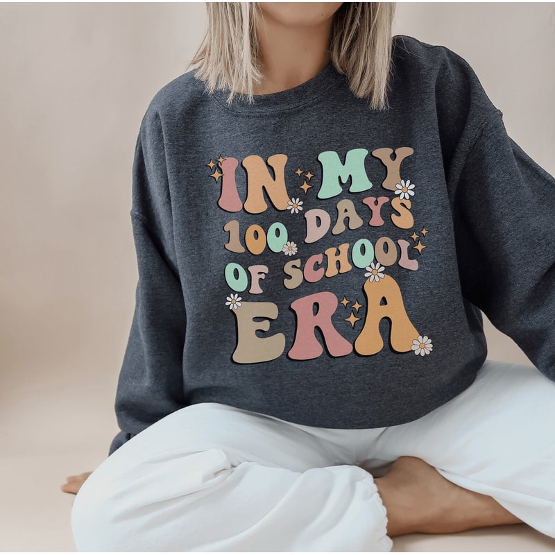 100 Days Of School Sweatshirt Retro 100th Day Teacher Shirt Gift Tee 3
