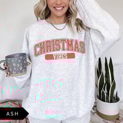 retro christmas vibes sweatshirt, cute christmas sweatshirt, christmas crewneck, holiday sweater, christmas gift