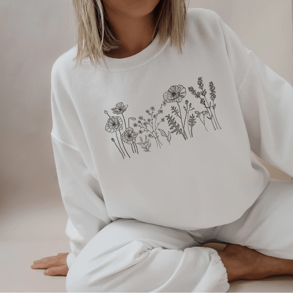 Wildflower Botanical Sweatshirt For Women Nature Lover Plant Crewneck Floral Gift Pullover 4