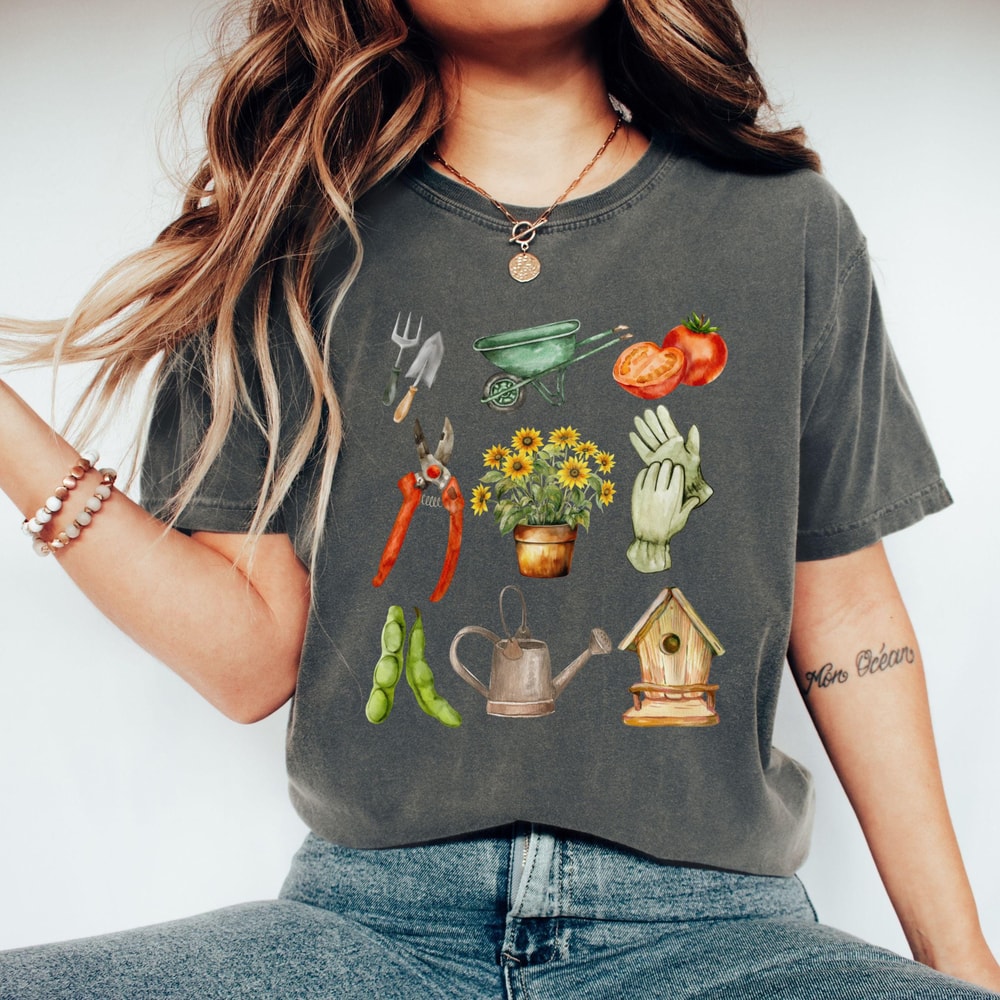 Comfort Colors Gardening Shirt For Women Plant Lover Garden Crewneck Cottagecore Floral Pullover 1