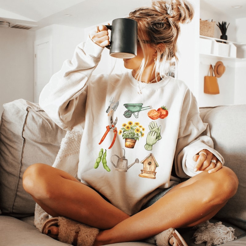 Comfort Colors Gardening Sweatshirt For Women Garden Lover Crewneck Plant Mom Cottagecore Pullover 1