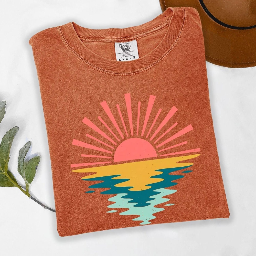 Comfort Colors Sunset Beach Shirt Retro Ocean Sunrise Tee Vintage Summer Graphic T Vacation T Cute 0
