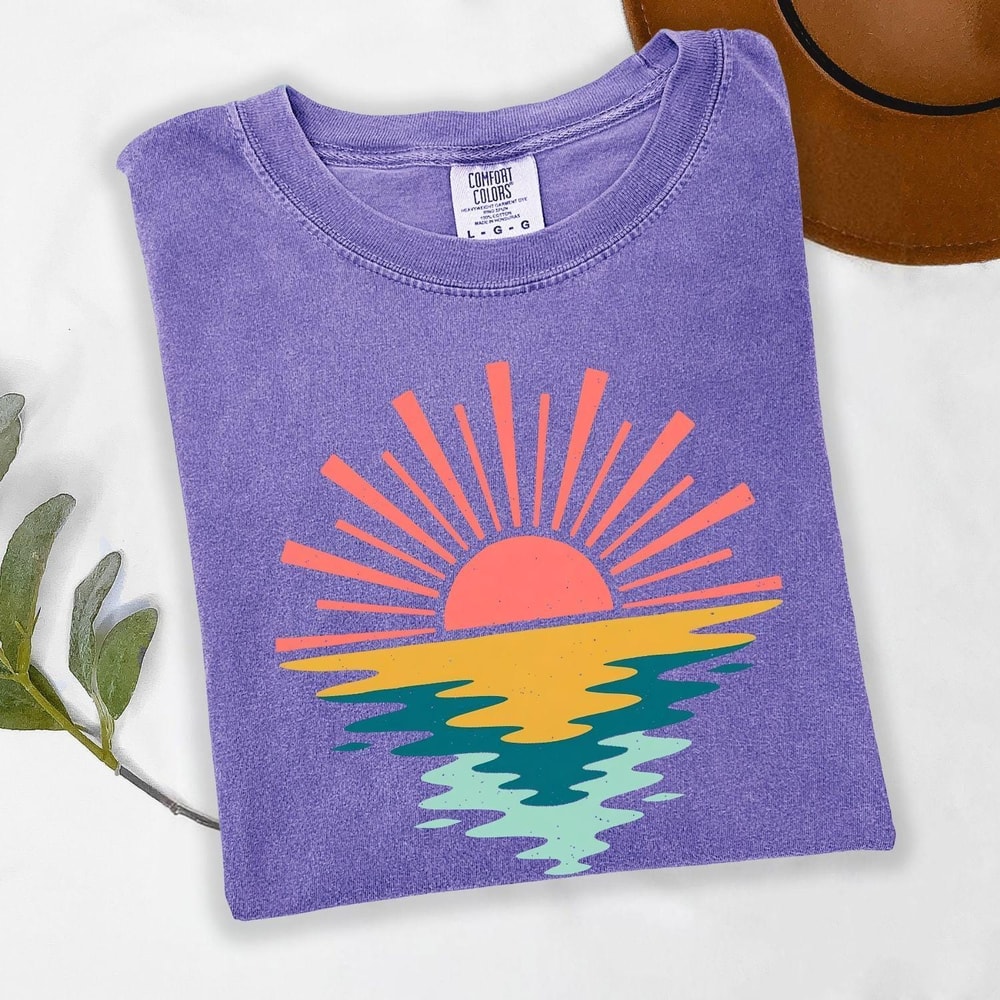Comfort Colors Sunset Beach Shirt Retro Ocean Sunrise Tee Vintage Summer Graphic T Vacation T Cute 2