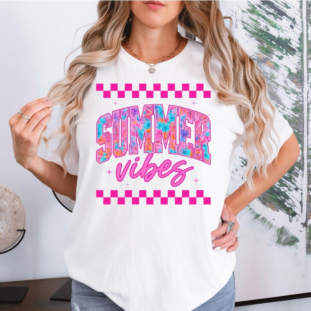 Summer Vibes Shirt Retro Beach Vacation Graphic Tee Cute Aesthetic Summer Top For Women 0