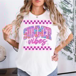 summer vibes shirt | retro beach vacation graphic tee | cute aesthetic summer top for women