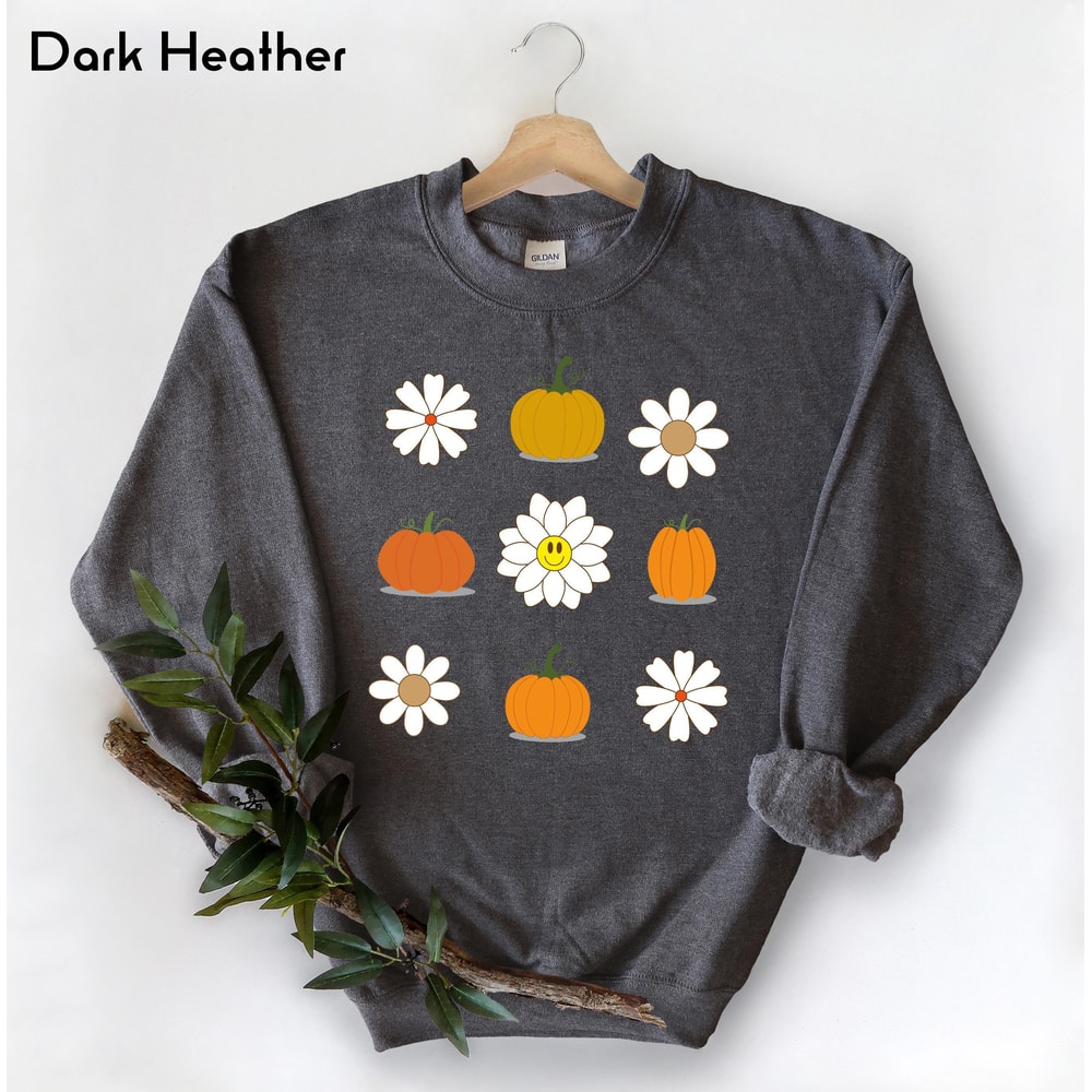Thanksgiving Pumpkin Daisy Sweatshirt Fall Floral Pumpkin Crewneck Cute Autumn Womens Sweater 2