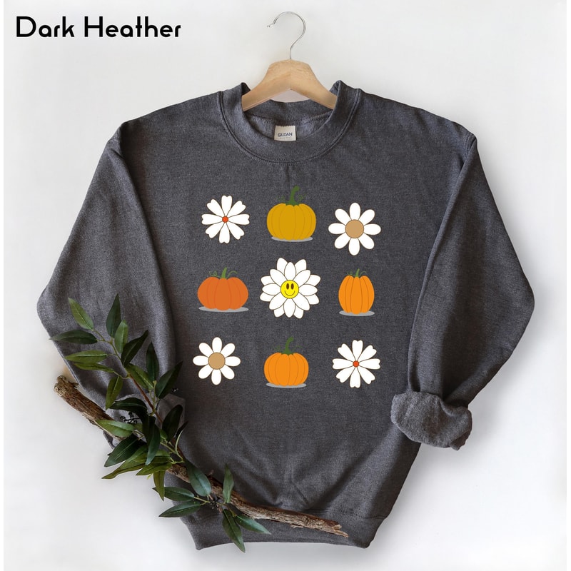 Thanksgiving Pumpkin Daisy Sweatshirt Fall Floral Pumpkin Crewneck Cute Autumn Womens Sweater 2