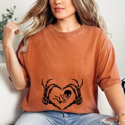 pregnancy halloween shirt skeleton baby tee cute maternity halloween shirt spooky mom to be pregnancy announcement
