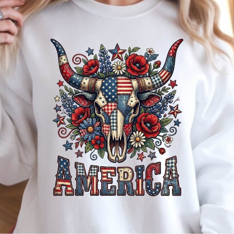 Patriotic Bull Skull American Flag 4th Of July Graphic Tee 0