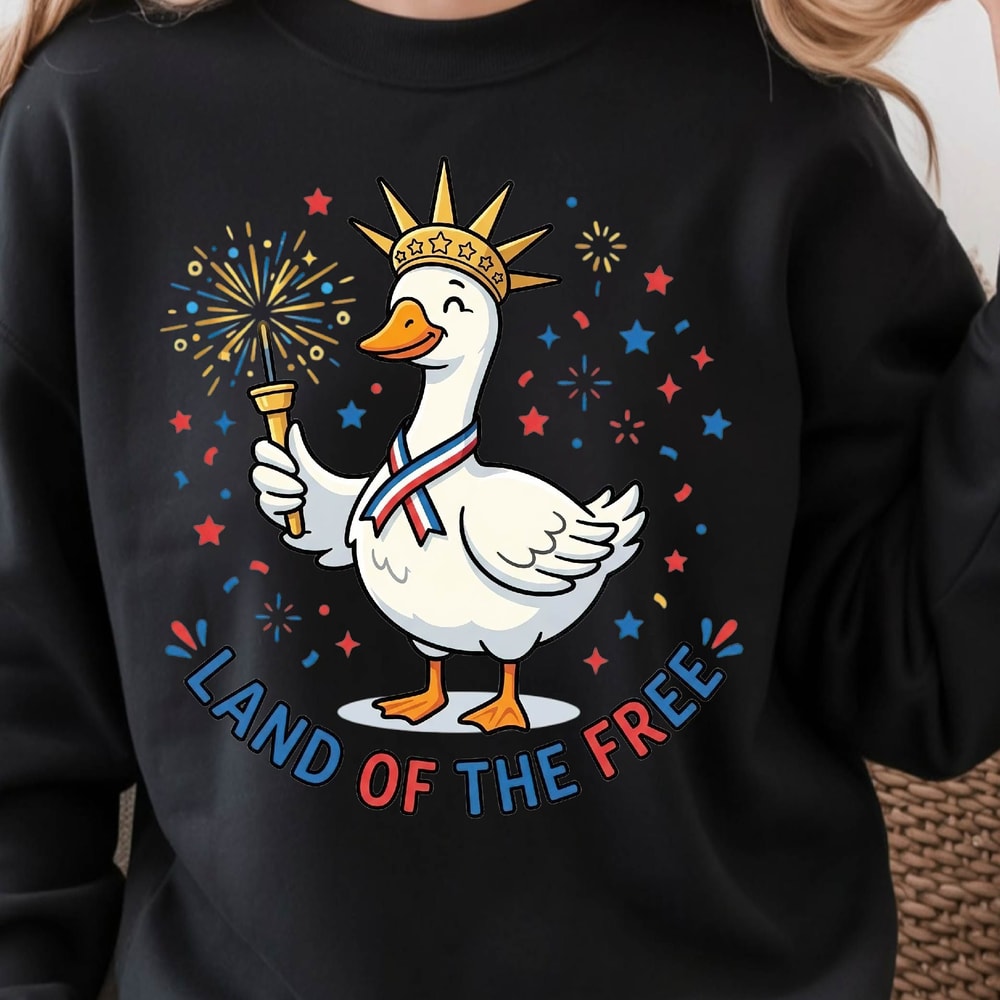 Patriotic Goose Land 4th Of July Graphic Tee 0