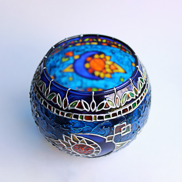 sun-and-moon-candle-holder-04.jpg