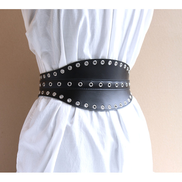 Leather belt wide black eyelets womans_3561.JPG